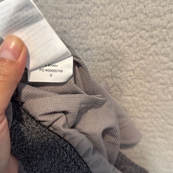 Vuori Men's Train Tech Pant Taupe Jogger Pants Size M Sport workout - Picture 8 of 8